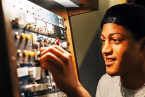 HOW TO CHOOSE THE RIGHT PREAMP FOR BASS, KICK, SNARE & VOCALS